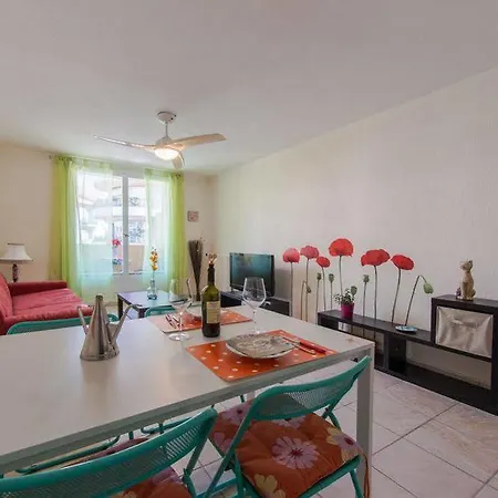 Blue Lagon Five Stars House * Nice