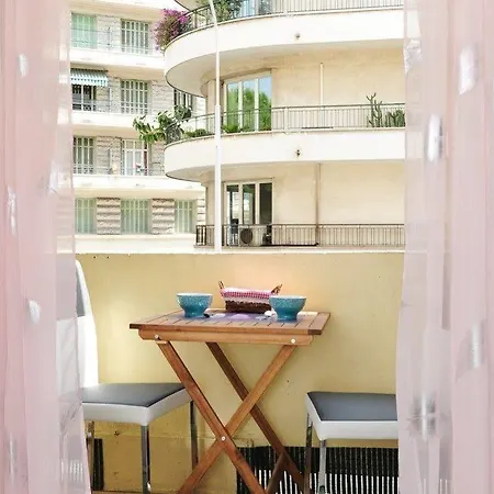 Blue Lagon Five Stars House * Nice