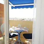 Blue Lagon Five Stars House Apartamento Niza