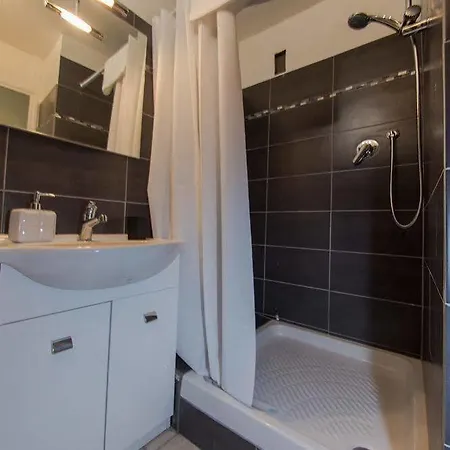 Blue Lagon Five Stars House * Nice