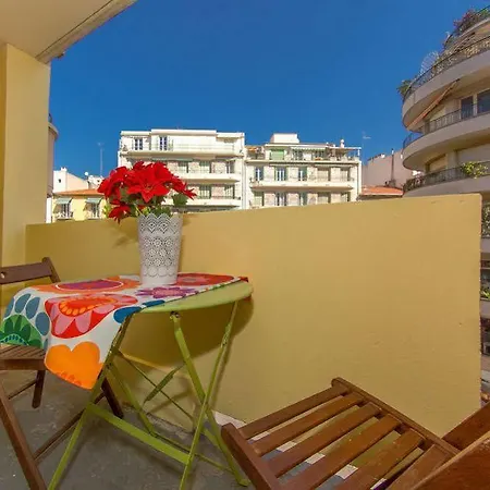 Blue Lagon Five Stars House Apartamento