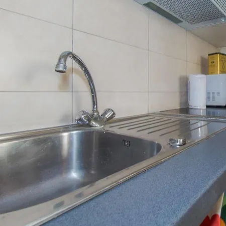 Blue Lagon Five Stars House *